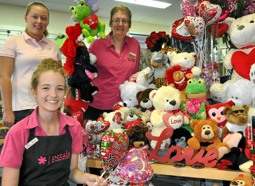 GIFTS FROM THE HEART: Holly Woodford, Renee Mclean and Sue Pulley are ready for romance this Valentine’s Day. GIFTS FROM THE HEART: Holly Woodford, Renee Mclean and Sue Pulley are ready for romance this Valentine’s Day.